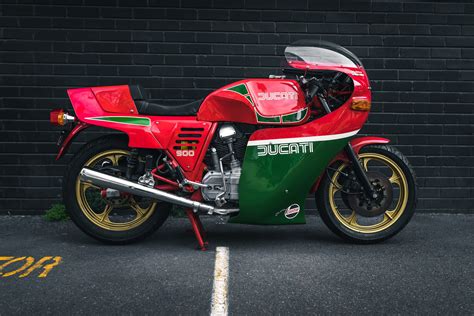 mike hailwood ducati 900ss